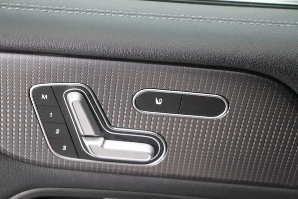 Mercedes-Benz B 200 * LED * Navi * Leder 03/2019-photo-28
