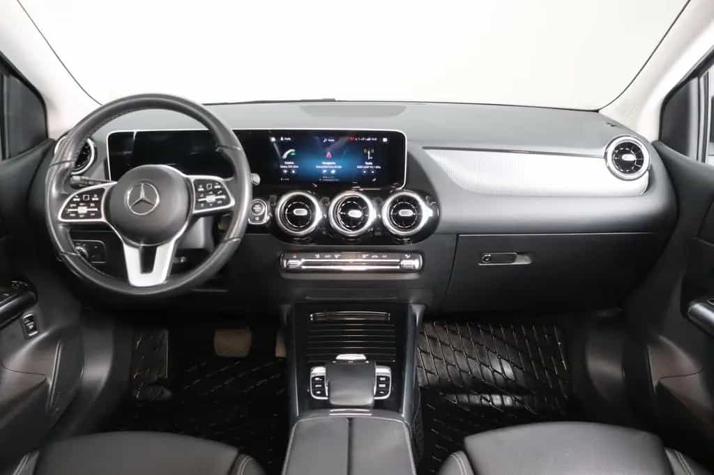 Mercedes-Benz B 200 * LED * Navi * Leder 03/2019-photo-8
