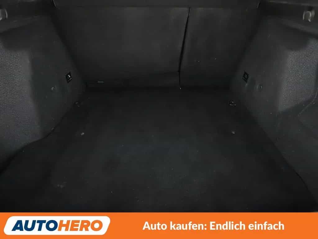 Dacia Duster 1.3 TCe Anniversary *NAVI*CAM*SHZ*TEMPO* 12/2019-photo-17
