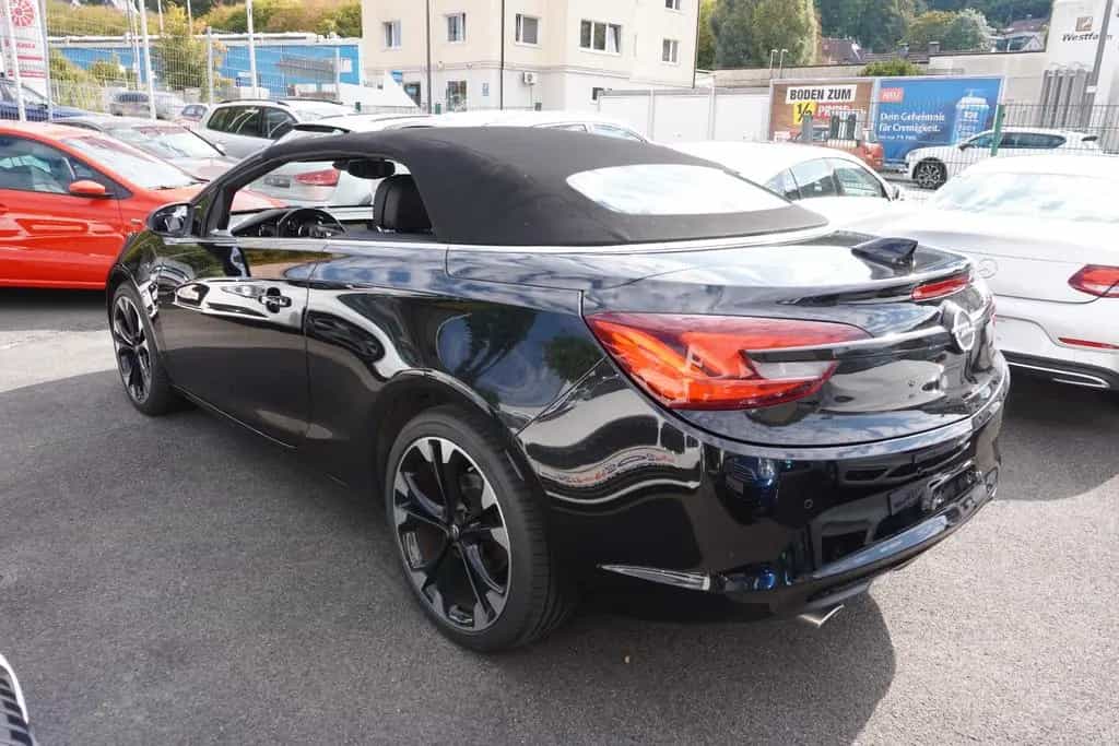 Opel Cascada 2.0 CDTI Innovation *Navi*Xenon*Leder*++ 04/2017-photo-27