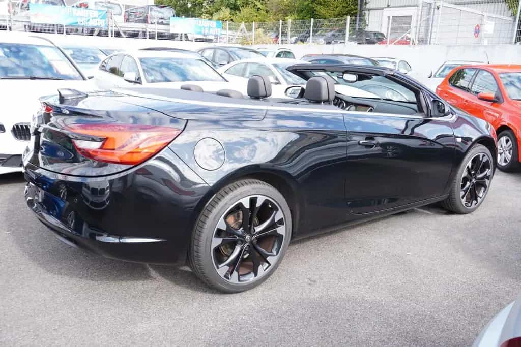 Opel Cascada 2.0 CDTI Innovation *Navi*Xenon*Leder*++ 04/2017-photo-8