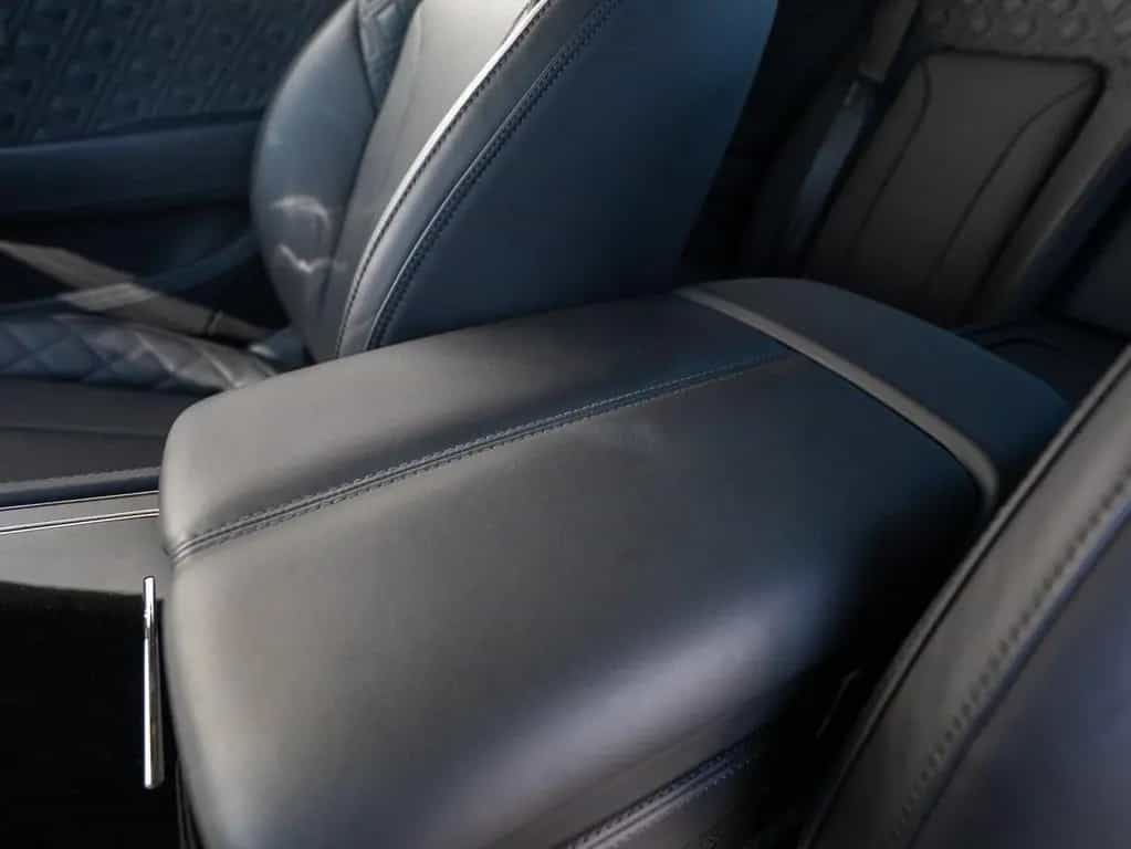 Bentley Continental GT W12 *Centenary Specification* 04/2019-photo-24