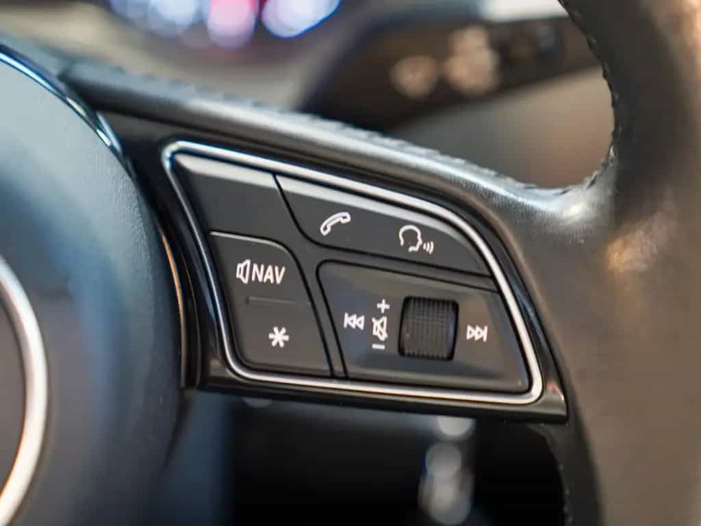 Audi A3 Cabrio 1.4 TFSI sport Xenon Windschott Navi 05/2018-photo-12