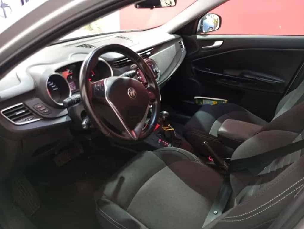 Alfa Romeo Giulietta 1.6 JTDm 120 CV Super 09/2016-photo-11