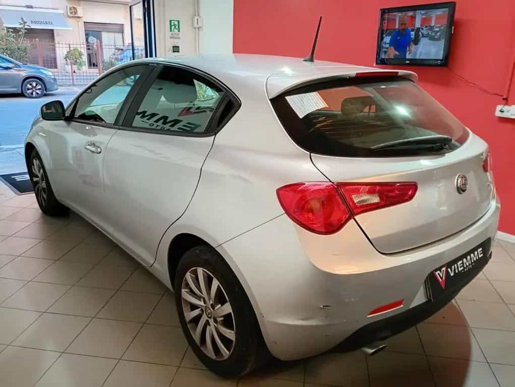 Alfa Romeo Giulietta 1.6 JTDm 120 CV Super 09/2016-photo-12