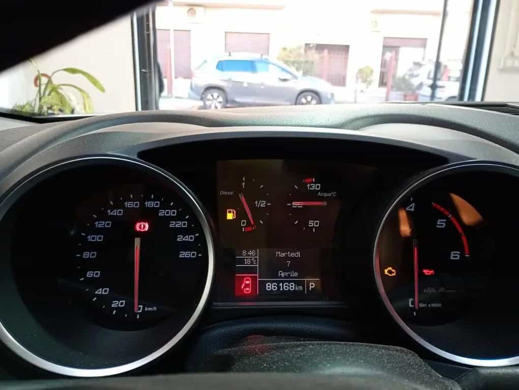Alfa Romeo Giulietta 1.6 JTDm 120 CV Super 09/2016-photo-5