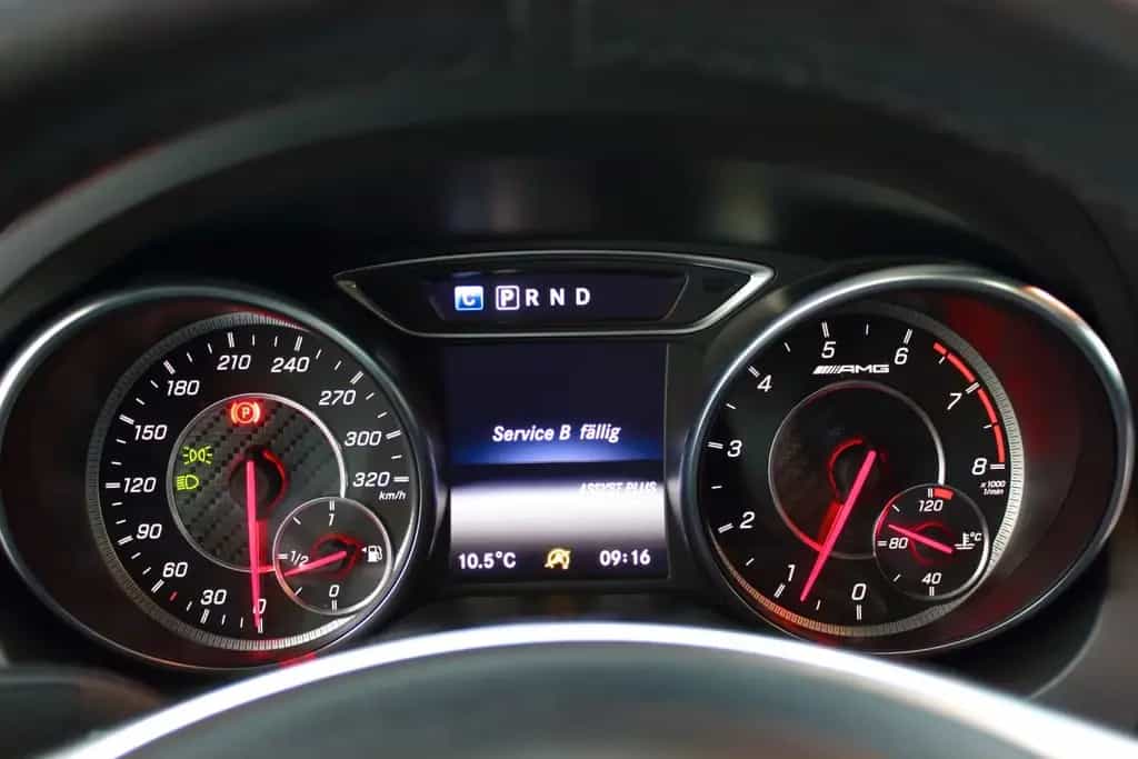 Mercedes-Benz CLA-Class 45 AMG Coupé 4MATIC 7G~DEUTSCH+UNFALLFREI+PA 05/2017-photo-19