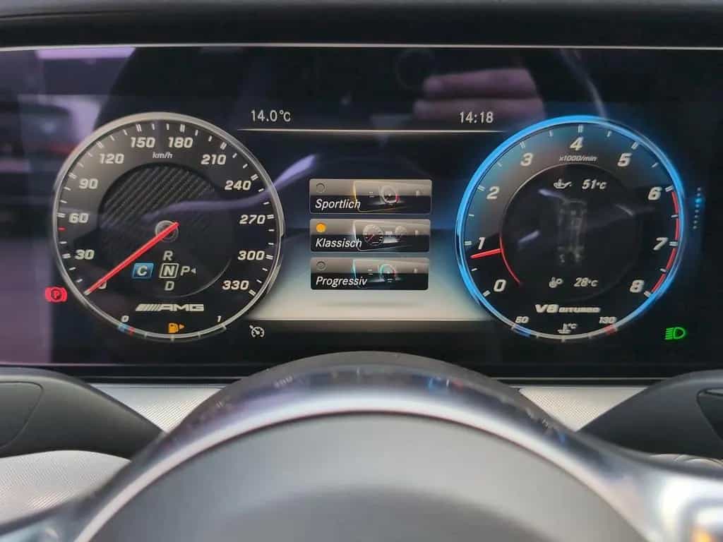 Mercedes-Benz E 300 Coupe AMG line *Wide*Kam*LED*20Z* 11/2018-photo-14