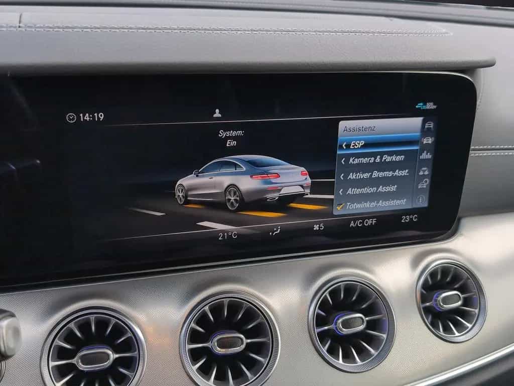 Mercedes-Benz E 300 Coupe AMG line *Wide*Kam*LED*20Z* 11/2018-photo-16
