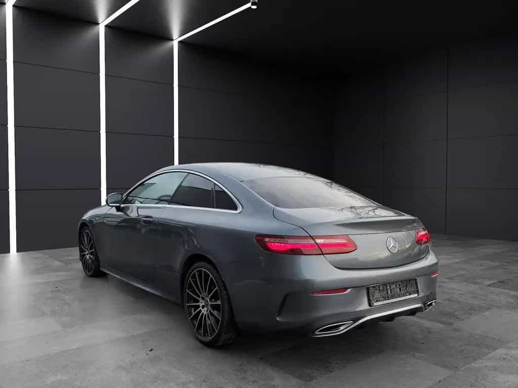Mercedes-Benz E 300 Coupe AMG line *Wide*Kam*LED*20Z* 11/2018-photo-3