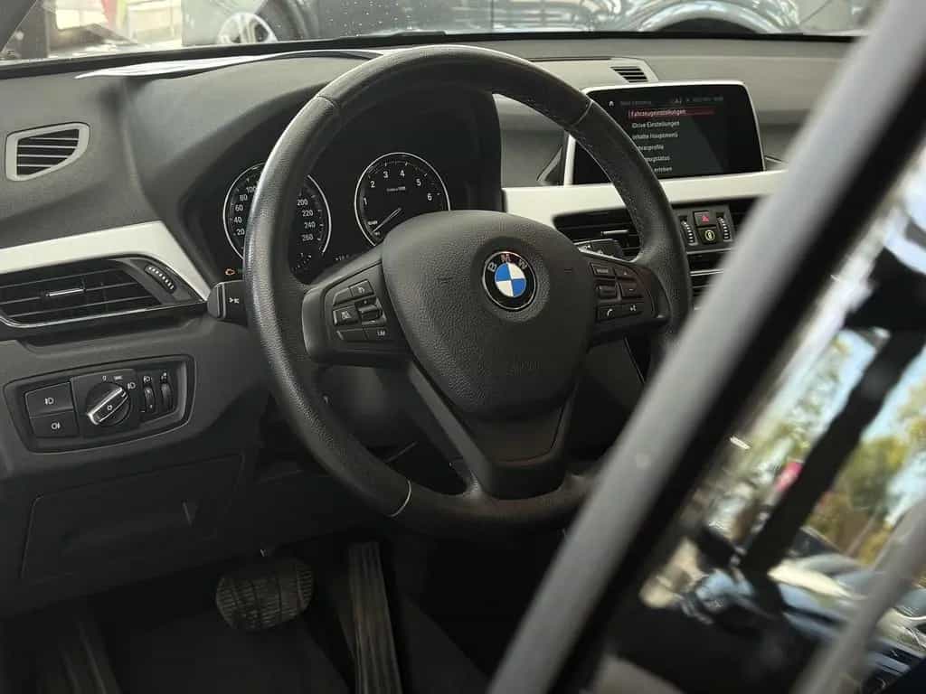 BMW X1 20iA sDrive Advantage, 2.Hand, Navi, Sitzh. 03/2019-photo-12