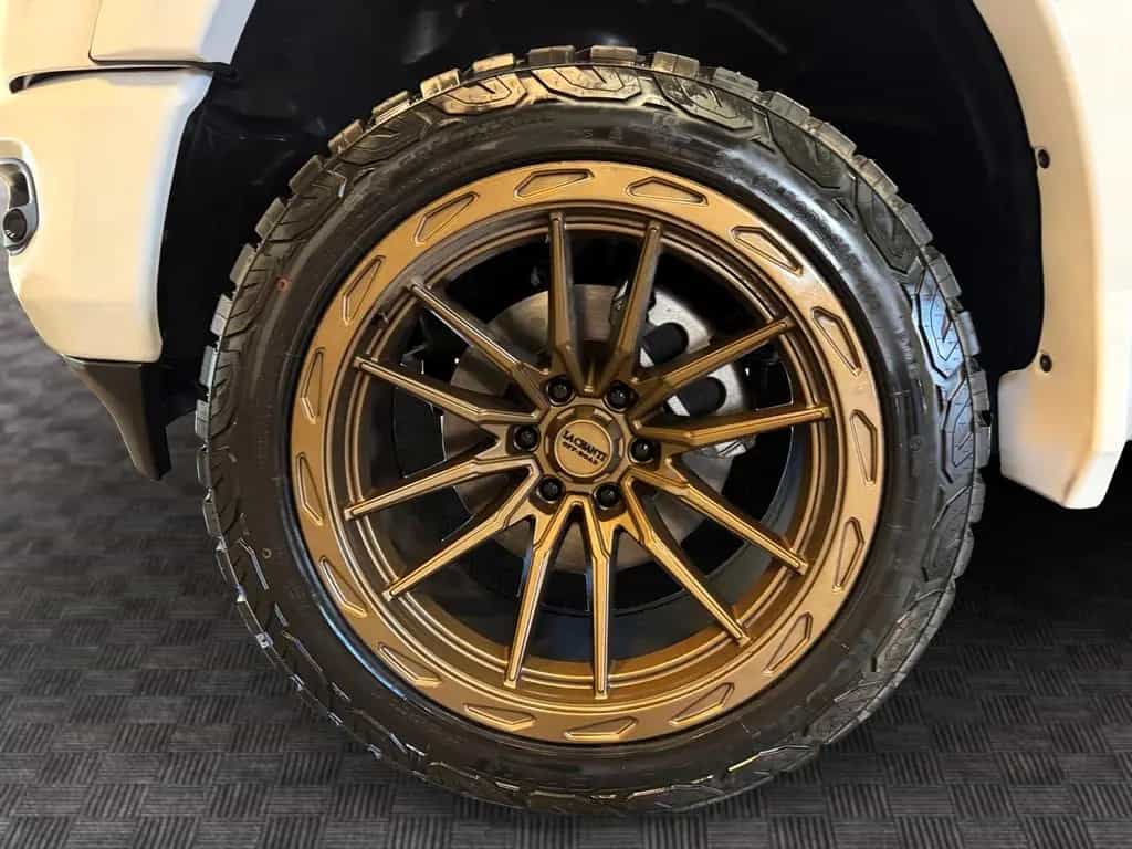 Dodge RAM 1500 5.7 Laramie 4x4 / 22" La Chanti / LED 07/2023-photo-8
