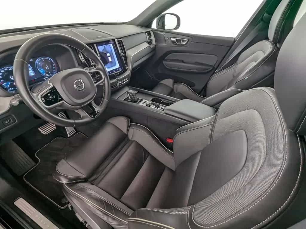 Volvo XC60 XC 60 B4AWD R-Design LED+NAVI+ACC+AHK+LEDER+ 06/2021-photo-14