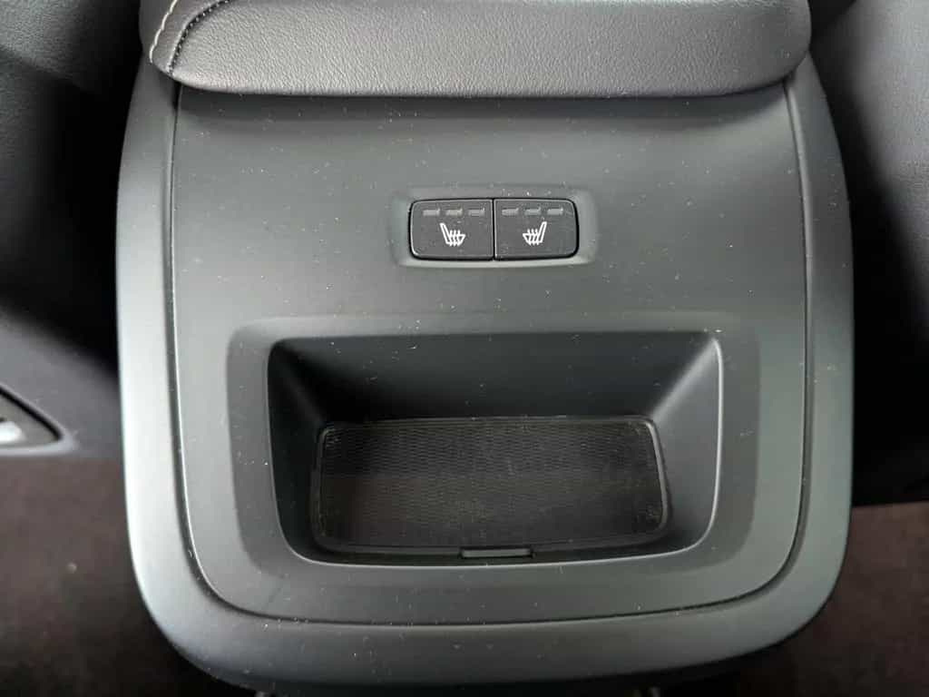 Volvo XC60 XC 60 B4AWD R-Design LED+NAVI+ACC+AHK+LEDER+ 06/2021-photo-17
