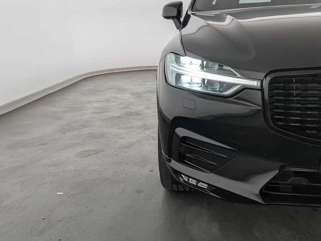 Volvo XC60 XC 60 B4AWD R-Design LED+NAVI+ACC+AHK+LEDER+ 06/2021-photo-2