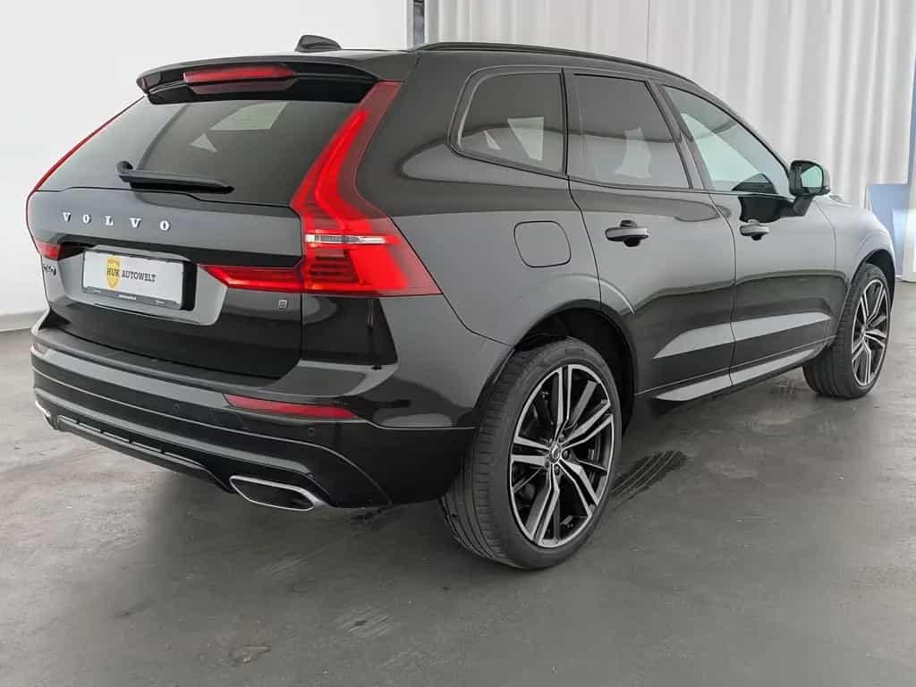 Volvo XC60 XC 60 B4AWD R-Design LED+NAVI+ACC+AHK+LEDER+ 06/2021-photo-5