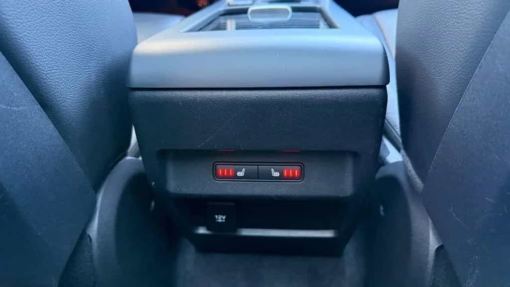 Land Rover Discovery Sport 2.0 TD4 SE AWD PANO RCAM GRA 12/2018-photo-22