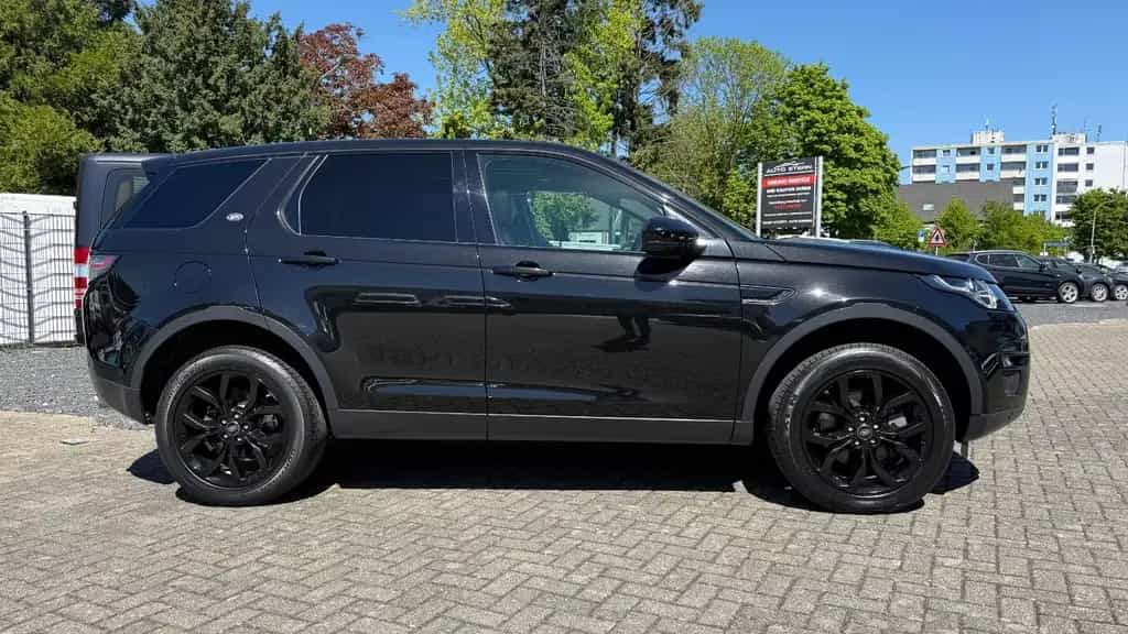 Land Rover Discovery Sport 2.0 TD4 SE AWD PANO RCAM GRA 12/2018-photo-5