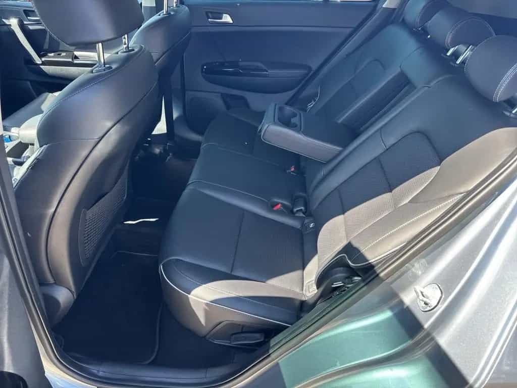 Kia Sportage Black Edition 1.6 CRDi Mild Hybrid 4WD 06/2021-photo-11