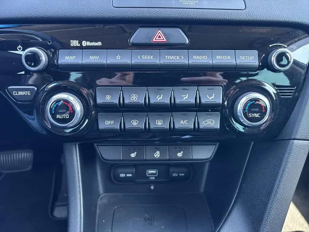 Kia Sportage Black Edition 1.6 CRDi Mild Hybrid 4WD 06/2021-photo-19