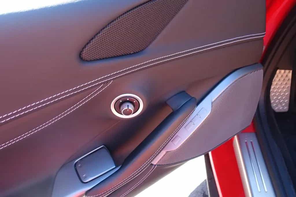 Ferrari Portofino EXP € 179000.- 03/2019-photo-13