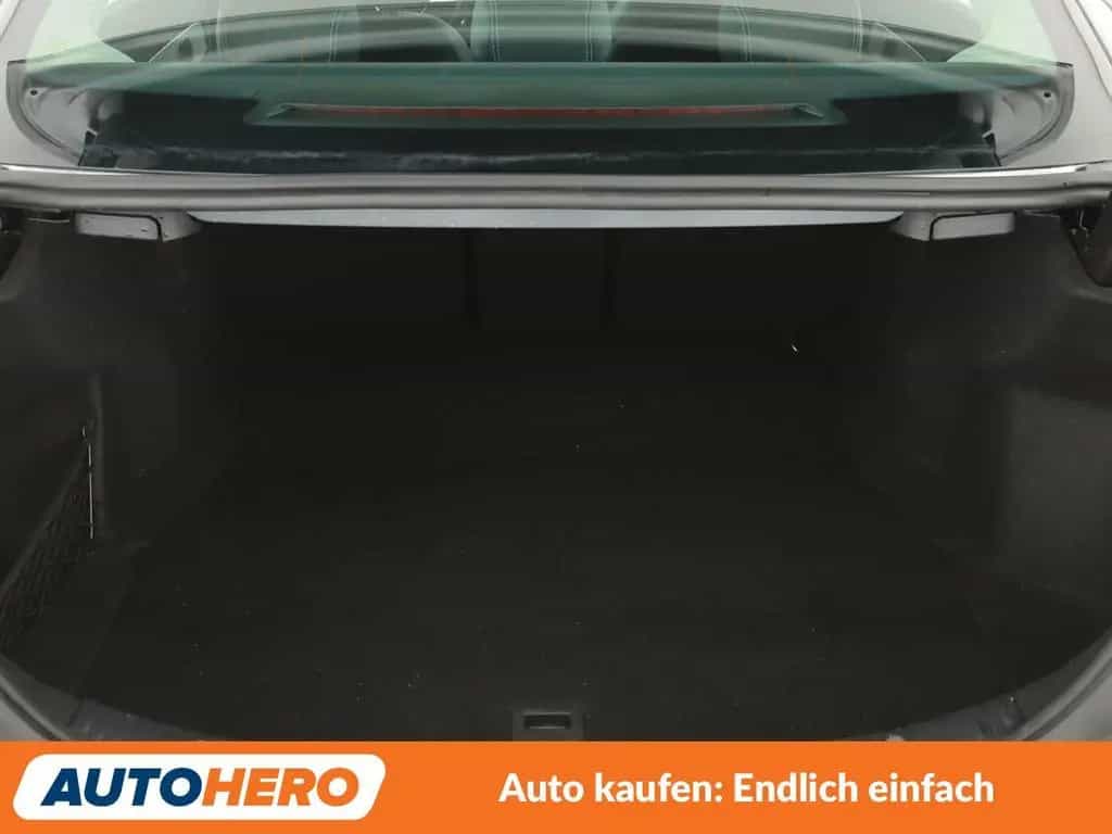 Mercedes-Benz C-Class 200 d Avantgarde Aut.*NAVI*LED*TEMPO* 06/2020-photo-17