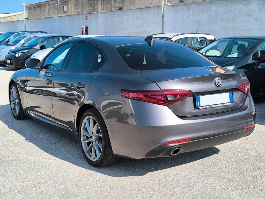 Alfa Romeo Giulia 2.2 CC 160 CV Business 2021 11/2021-photo-3