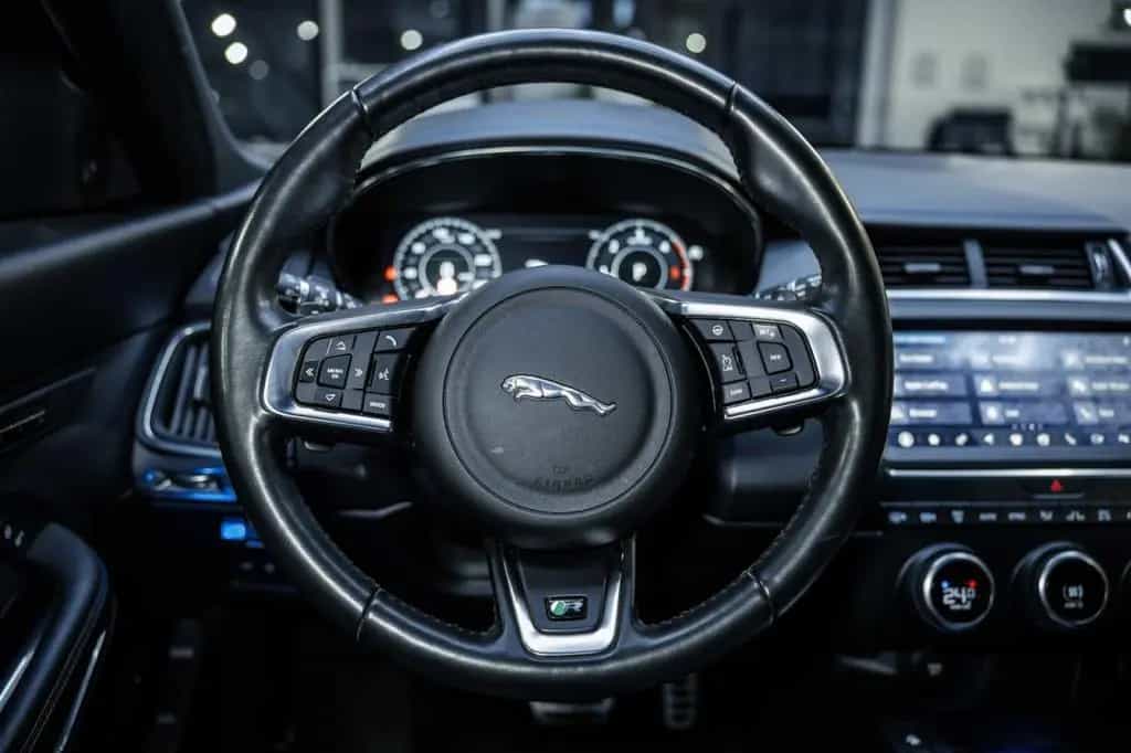 Jaguar E-Pace 2.0 D R-Dynamic SE AWD NAVI LED PFK PANO 04/2019-photo-21