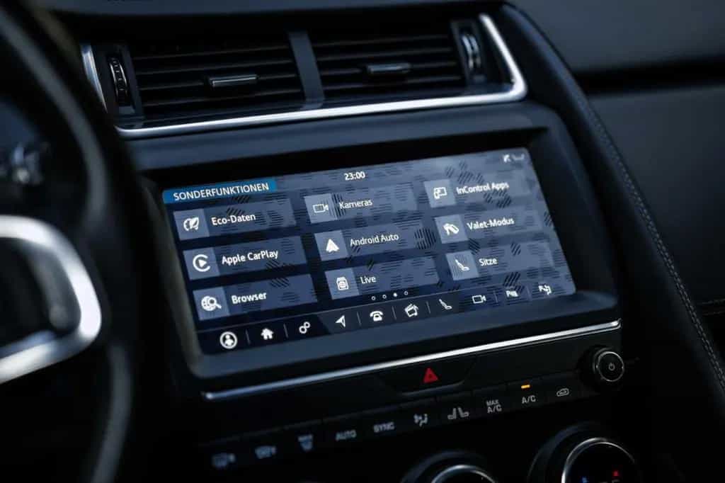 Jaguar E-Pace 2.0 D R-Dynamic SE AWD NAVI LED PFK PANO 04/2019-photo-24