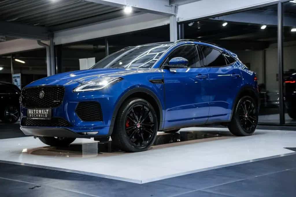 Jaguar E-Pace 2.0 D R-Dynamic SE AWD NAVI LED PFK PANO 04/2019-photo-3