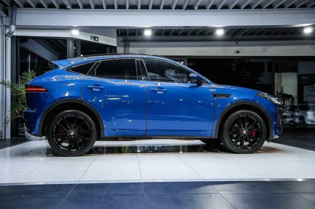 Jaguar E-Pace 2.0 D R-Dynamic SE AWD NAVI LED PFK PANO 04/2019-photo-6