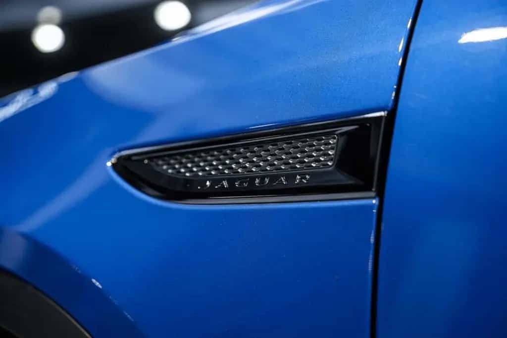 Jaguar E-Pace 2.0 D R-Dynamic SE AWD NAVI LED PFK PANO 04/2019-photo-9