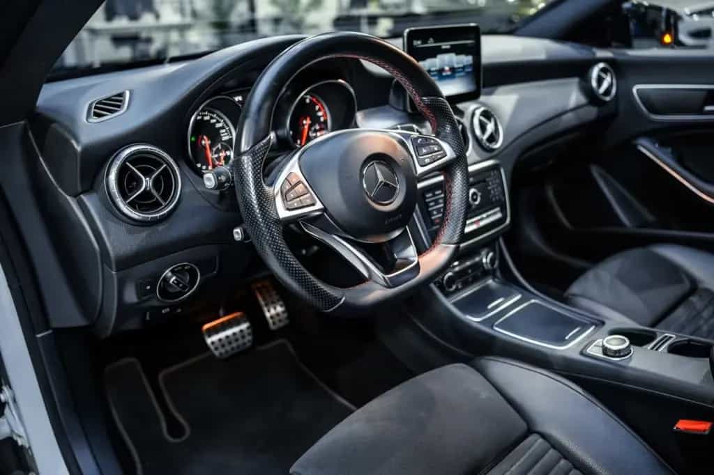 Mercedes-Benz CLA 200 AMG-Line Autom. NAVI LED RFK PANO Night 10/2017-photo-15