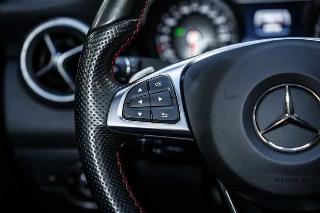 Mercedes-Benz CLA 200 AMG-Line Autom. NAVI LED RFK PANO Night 10/2017-photo-21