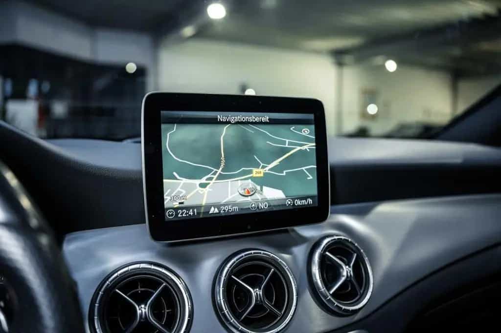 Mercedes-Benz CLA 200 AMG-Line Autom. NAVI LED RFK PANO Night 10/2017-photo-23