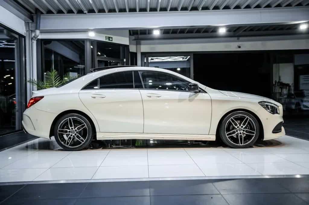 Mercedes-Benz CLA 200 AMG-Line Autom. NAVI LED RFK PANO Night 10/2017-photo-6