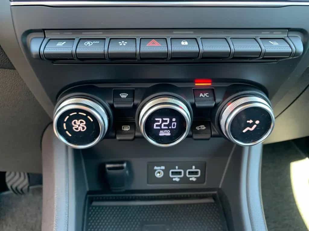 Renault Captur 1.3 TCe 140 Techno Fast Track KAMERA+NAVI 02/2024-photo-14