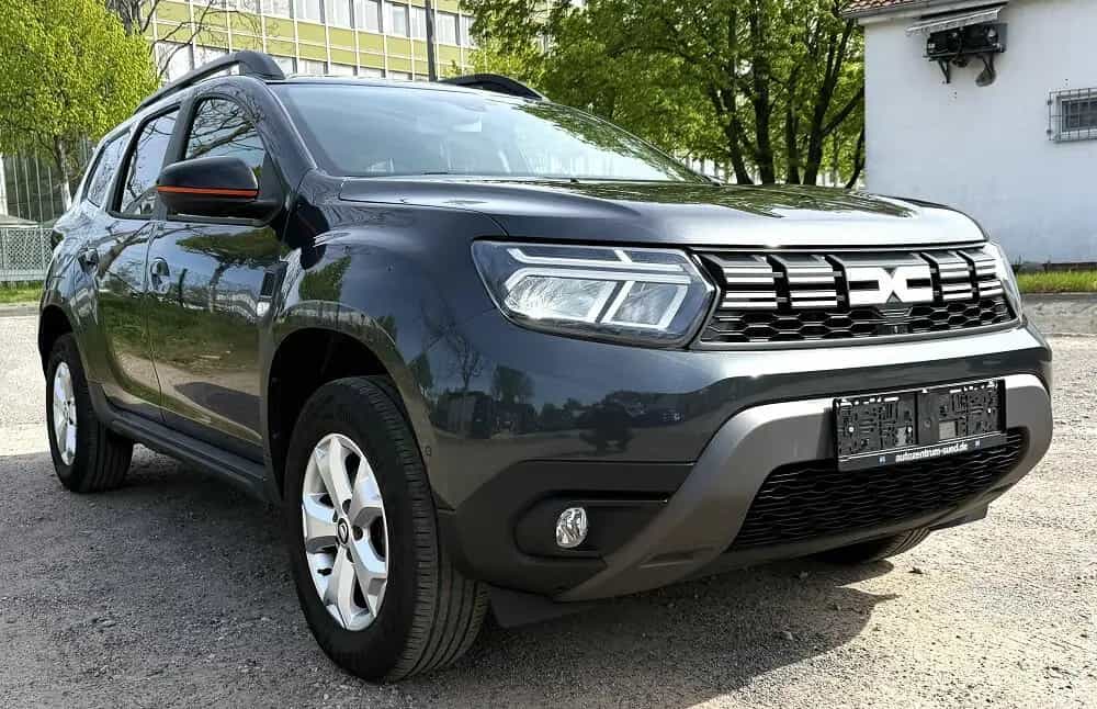 Dacia Duster 2 Extreme KAM PTS SHZ LM KEYLESS 02/2023-photo-3