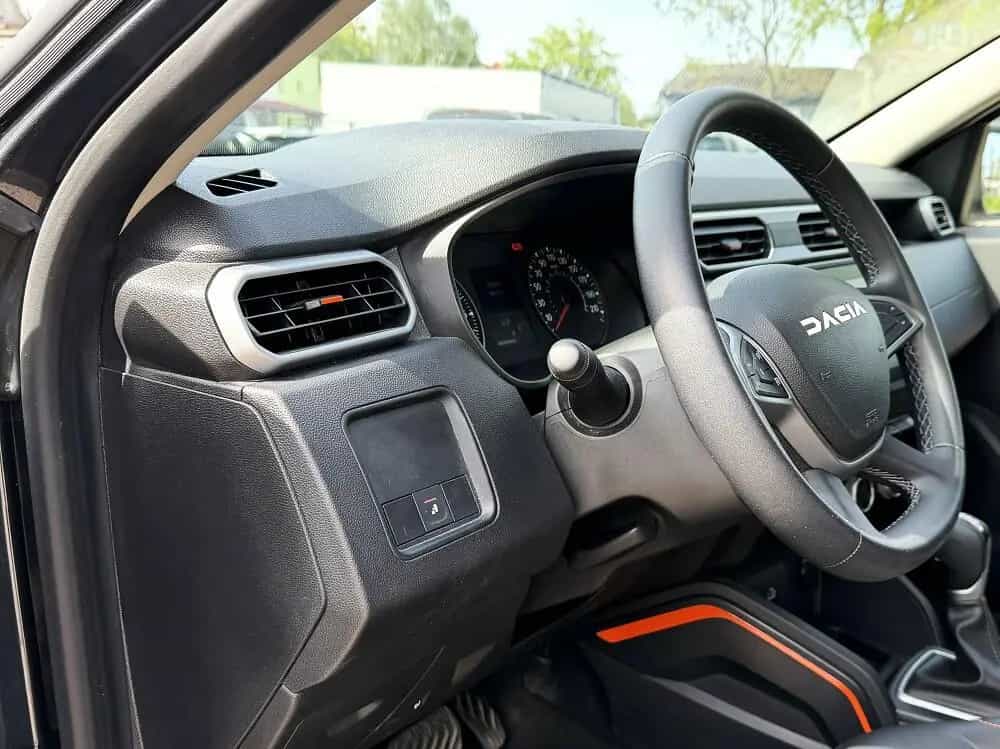 Dacia Duster 2 Extreme KAM PTS SHZ LM KEYLESS 02/2023-photo-7
