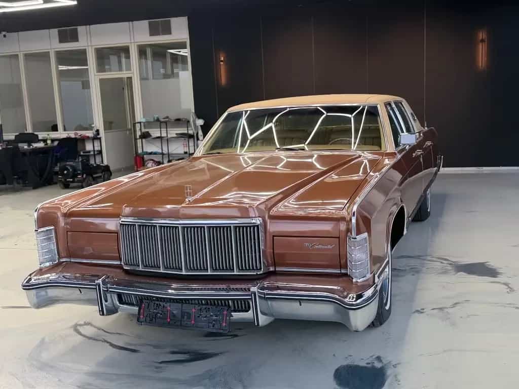 Lincoln Continental 07/1975-photo-4
