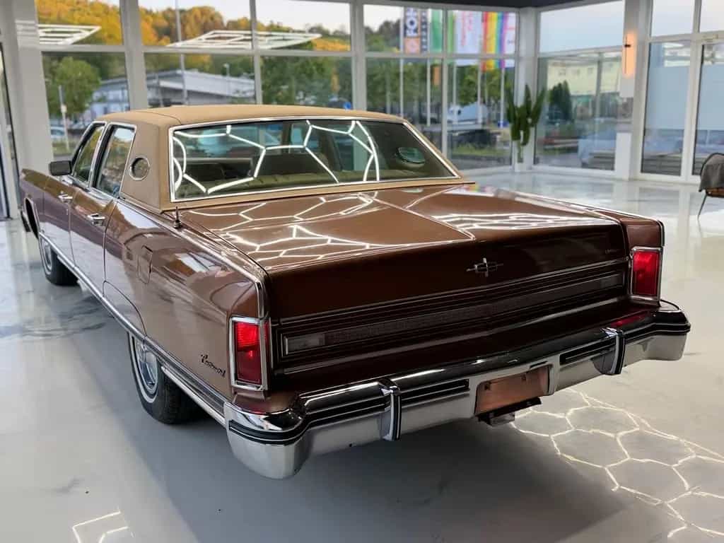 Lincoln Continental 07/1975-photo-8