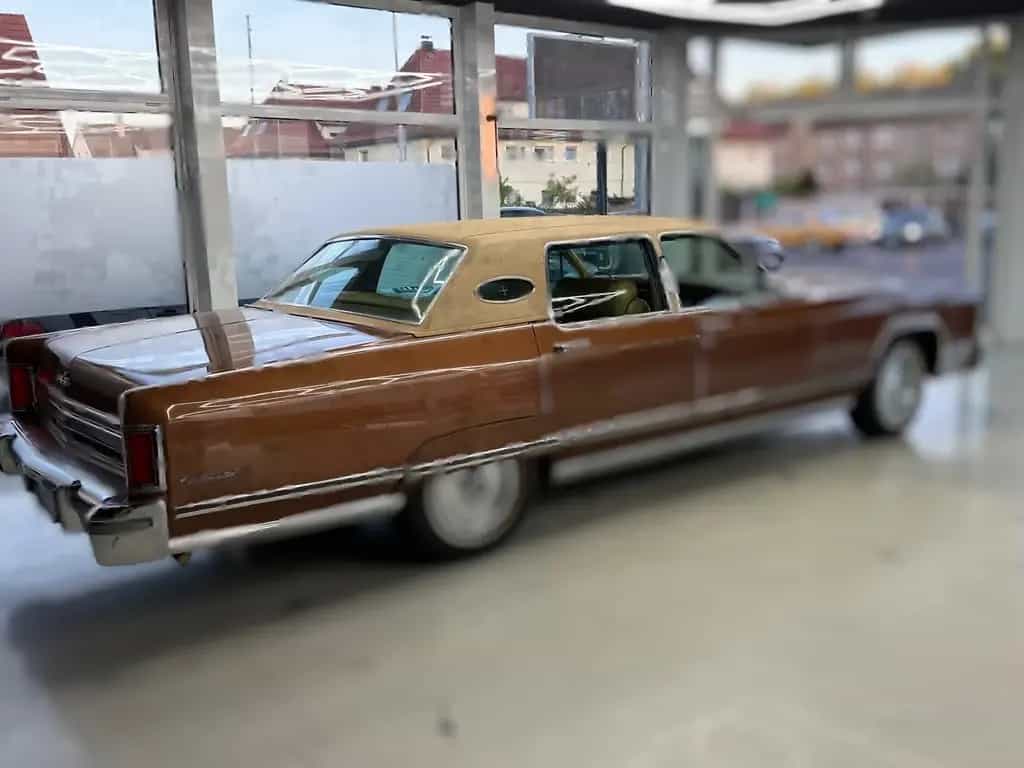 Lincoln Continental 07/1975-photo-9
