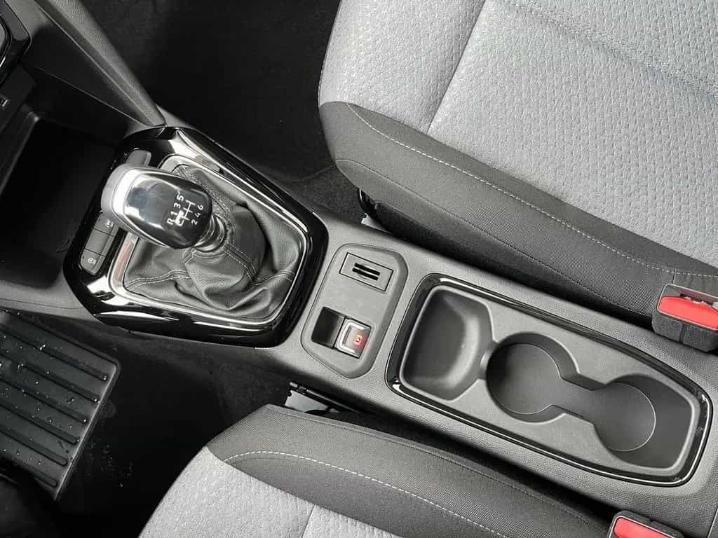 Opel Corsa 1.2T 5tg Edition Komfort+TechPak 12/2025-photo-21