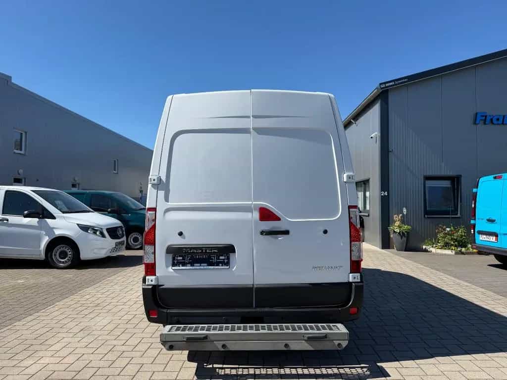 Renault Master III Kasten L2H2 HKa 3,5t Navi/AHK/Kamera+ 04/2020-photo-3