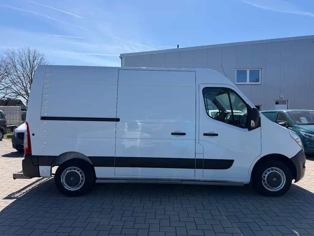 Renault Master III Kasten L2H2 HKa 3,5t Navi/AHK/Kamera+ 04/2020-photo-6