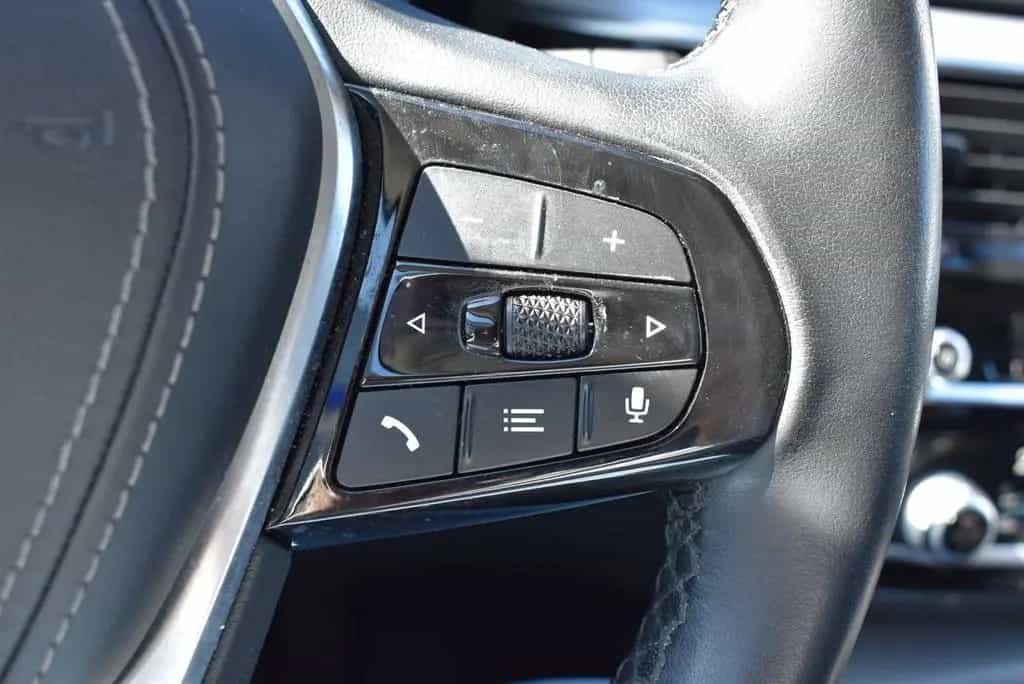 BMW 520 d Mild Hybrid HUD Navi LED Kamera APP 03/2021-photo-18