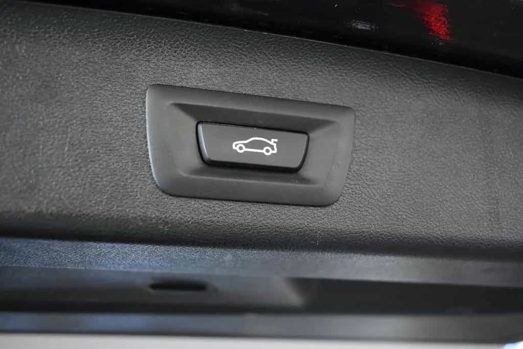 BMW 520 d Mild Hybrid HUD Navi LED Kamera APP 03/2021-photo-27