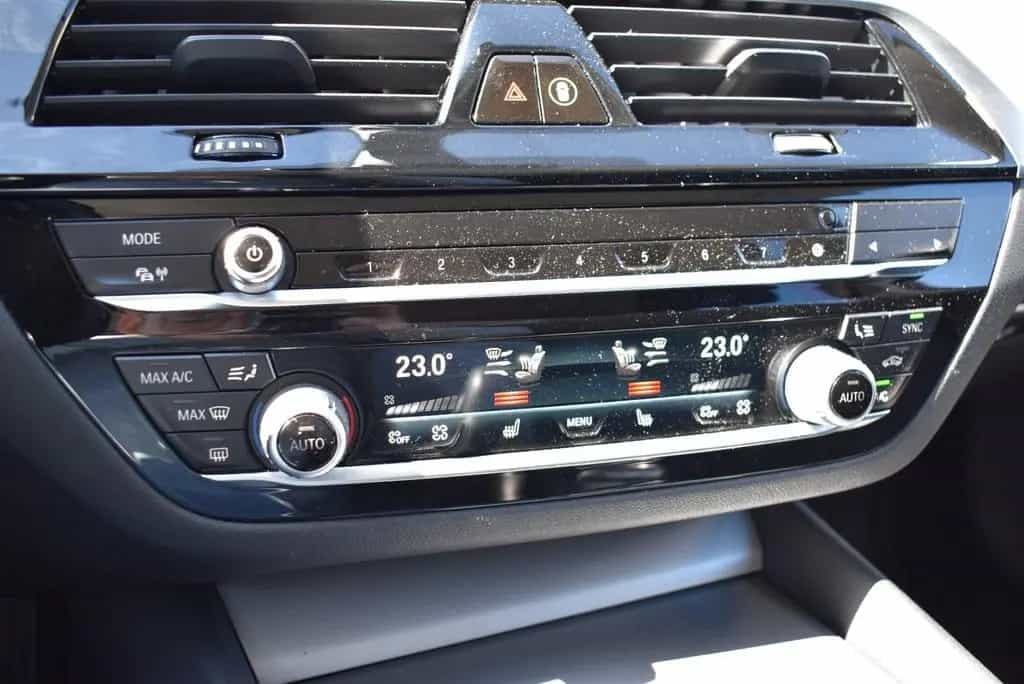 BMW 520 d Mild Hybrid HUD Navi LED Kamera APP 03/2021-photo-31