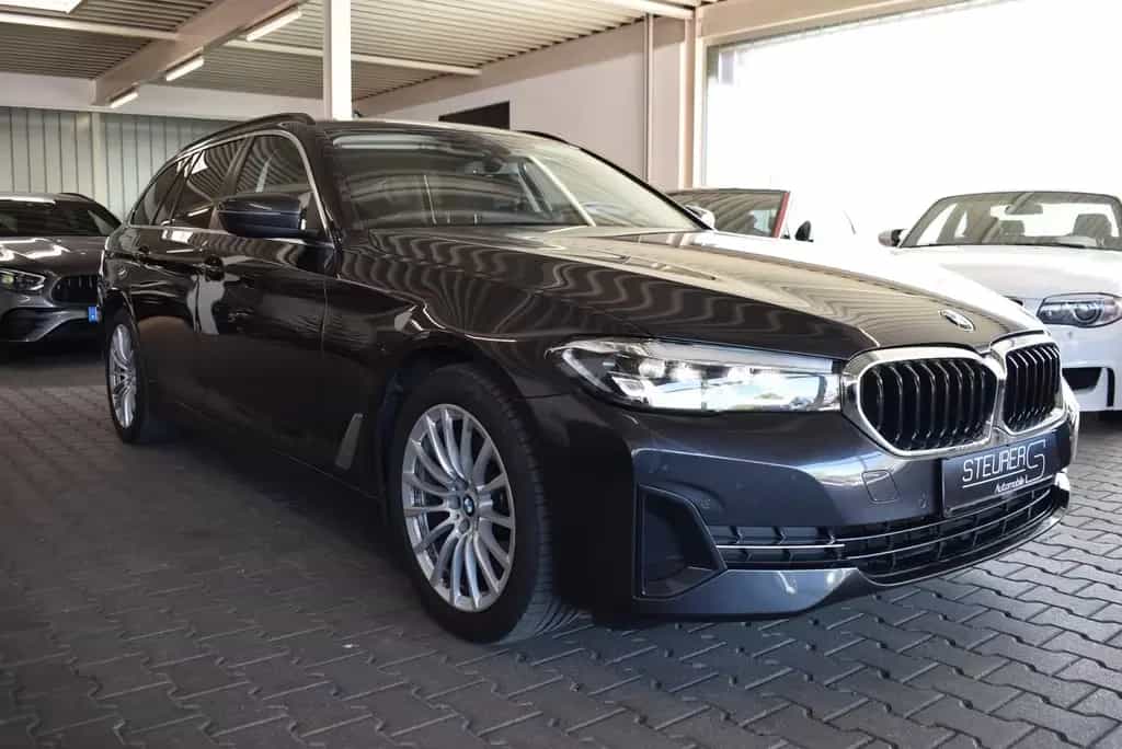 BMW 520 d Mild Hybrid HUD Navi LED Kamera APP 03/2021-photo-7