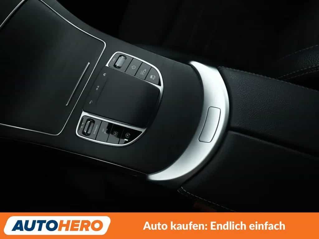 Mercedes-Benz GLC-Class d 4Matic AMG Line Aut.*LED*TEMPO*PDC*SHZ 04/2020-photo-22